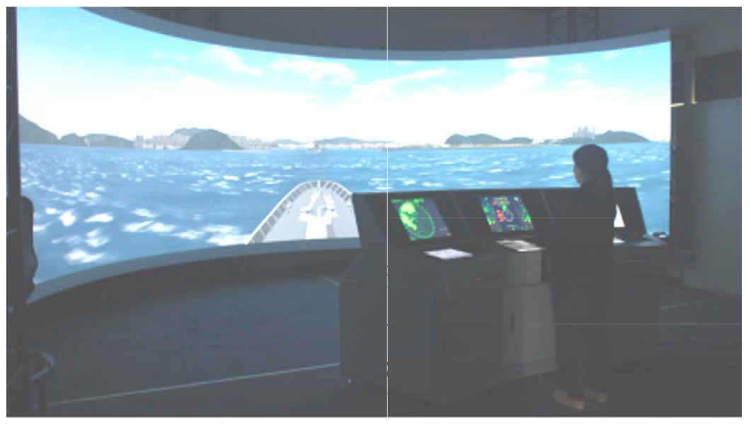 Economy급 시뮬레이터 시스템 (선박해양플랜트연구소 :  Beam  Projection  타입)