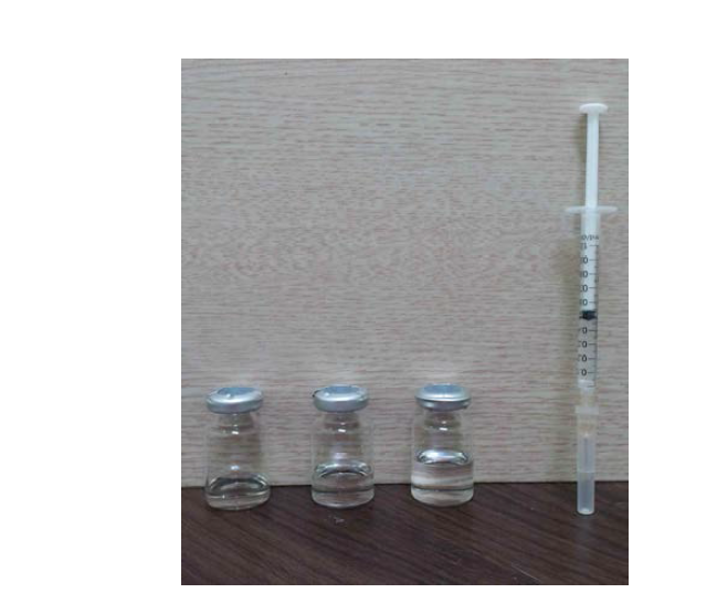 Reference measurement geometries of 10R vial and 1 mL syringe with varying solution volumes of 2 mL (10R2), 4 mL (10R2), 6 mL (10R6), and 0.5 mL (1SR0.5).