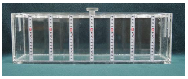 Schematic diagram of a device for measuring the height of fishing net.