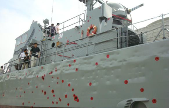 2002년 6월 29일 북한과 교전으로 침몰한 “참수리 357함”