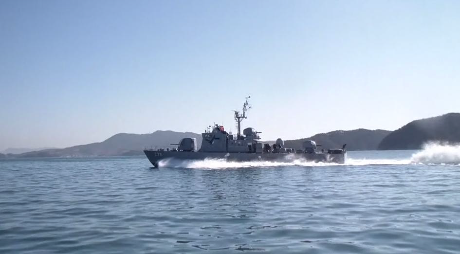 해군 “참수리 332함” 의 운항 시험