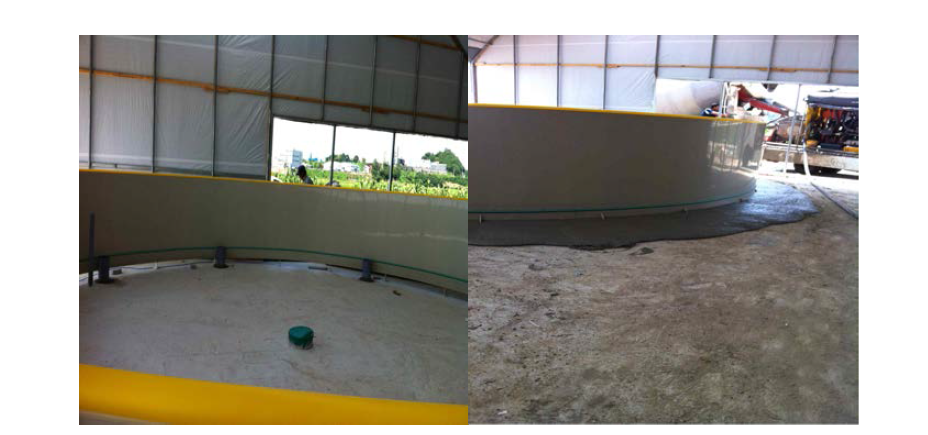 시공이 완성되어 가는 수조의 내부(좌), 콘크리트로 공중에 띄워진 PVC 수조와 바닥과의 사이를 메움(우).