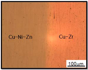 800℃ 3h 열처리하여 확산 접합된 Cu-Ni-Zn/Cu-Zr/Cu-Ni-Zn 하이브리드 합금의 계면