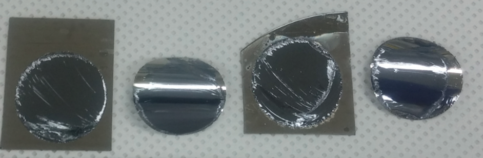 Metal induced slim-cut 공정을 통해 일반 실리콘 기판을 박리한 사진.