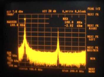 frequency synthesizer rate range : 100MHz clock signal