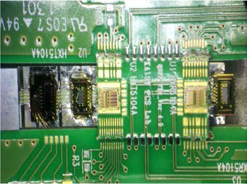 QSFP module PCB와 OSA wire bonding