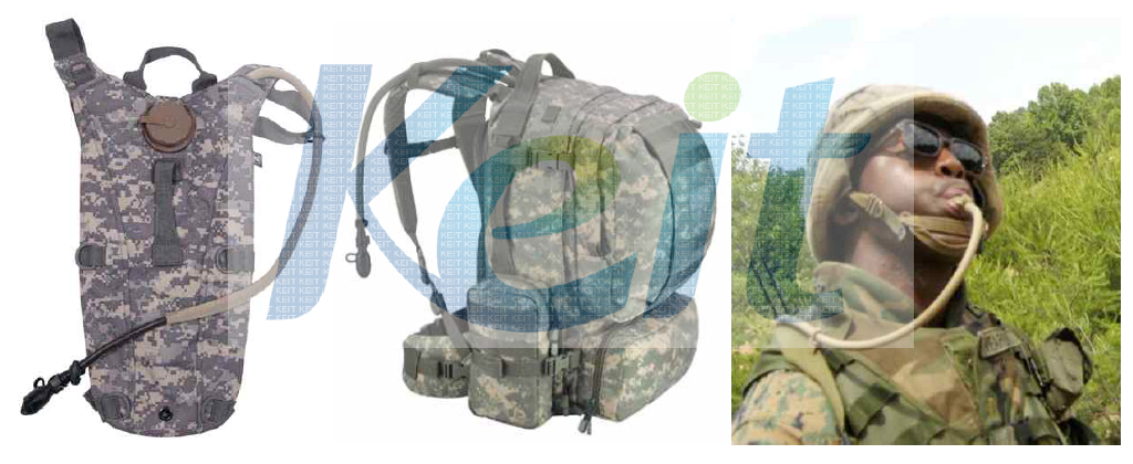 미 ACU 社의 Digital Camouflage Camel Pack