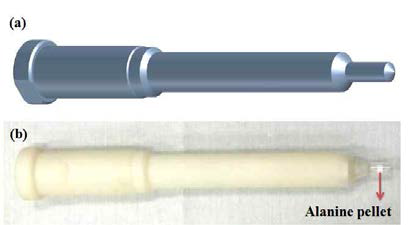 알라닌 전용 제작 홀더 (a) 3D 프린트 제작용 CAD 이미지 (b) 완성된 알라닌홀더