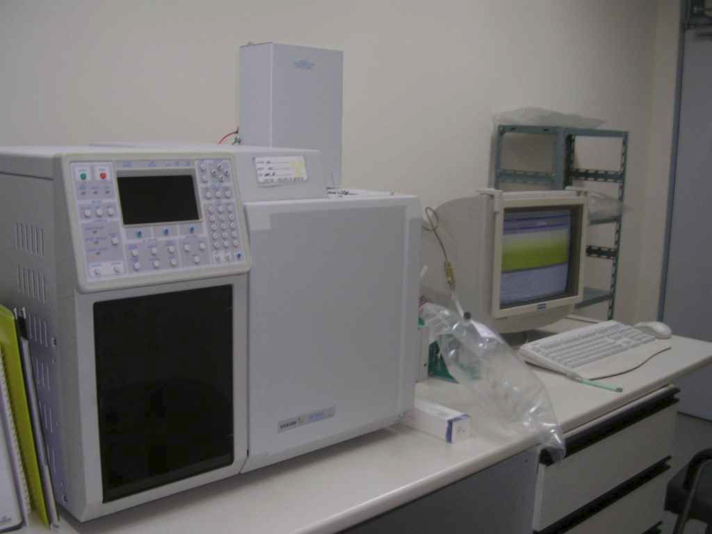 Varian 3800 GC를 이용한 온실기체시료 분석 장면