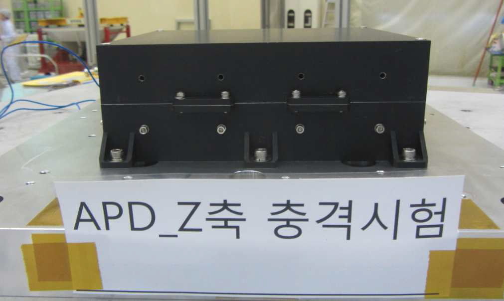 APD EM 충격시험