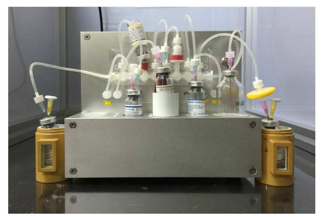 임상시험의약품의 제조를 위한 자동합성장치
