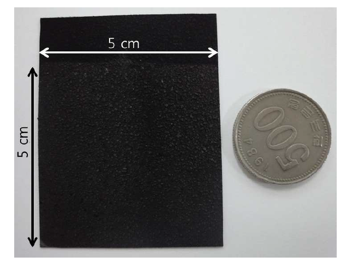 Large size carbon black electrode (5cm×5cm) with Pt catalyst layer prepared by electrophoresis deposition method.