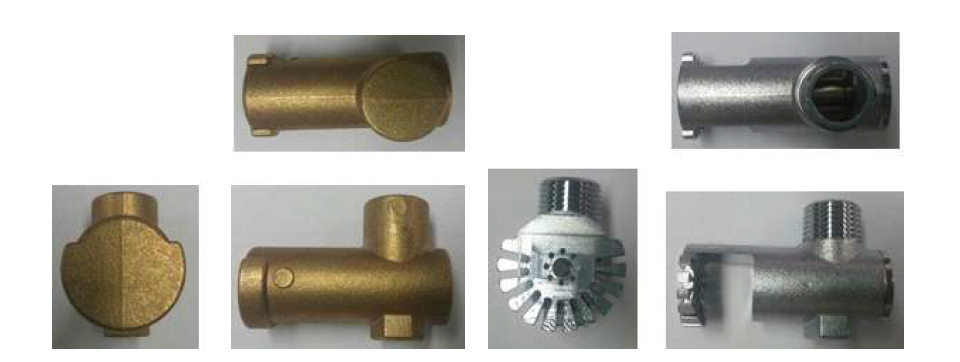 Mold product of water curtain sprinkler closed type (a)left forged product (b) right Processed product