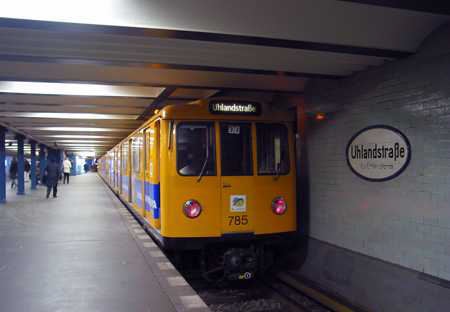 U1 Line Uhlandstraße 역사의 모습