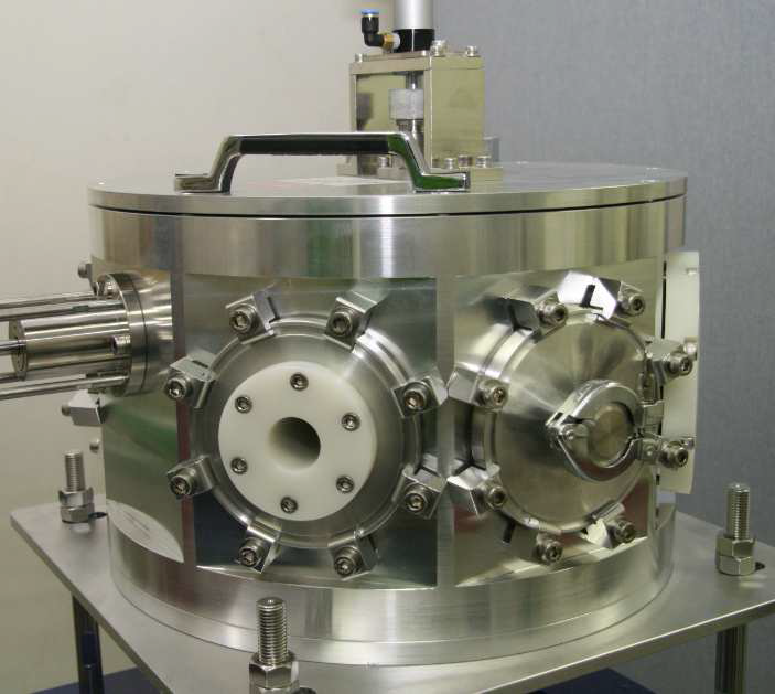 Picture-1 of PIXE-PIGE analysis chamber