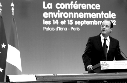 에너지전환을 강조하는 올랑드 프랑스대통령(2012)