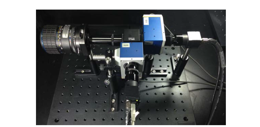 본 연구과제를 통해 개발된 초분광 카메라 (Hyperspectral Camera) 시스템 (1호기)