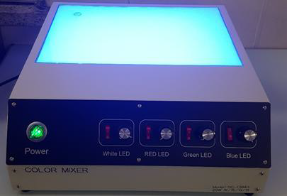 QDEF의 white emission을 확인하기 위해 제작한 blue LED 면광원