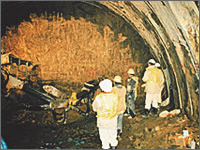 산악 터널 전방 탐사