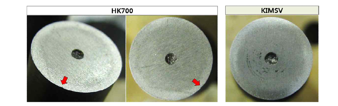 시험용 금형을 활용한 내구성 평가 후 HK700 및 KIMSV 재질 인서트의 형상 비교 (HK700 모서리의 치핑(chipping) 발생 표시)