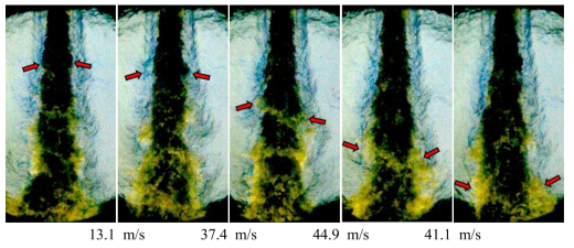파형 케로신 제트의 정점에서부터 주기적으로 발생하는 발광화염(국부 연료 과잉 영 역)을 나타내는 연속 shdowgraph 이미지,