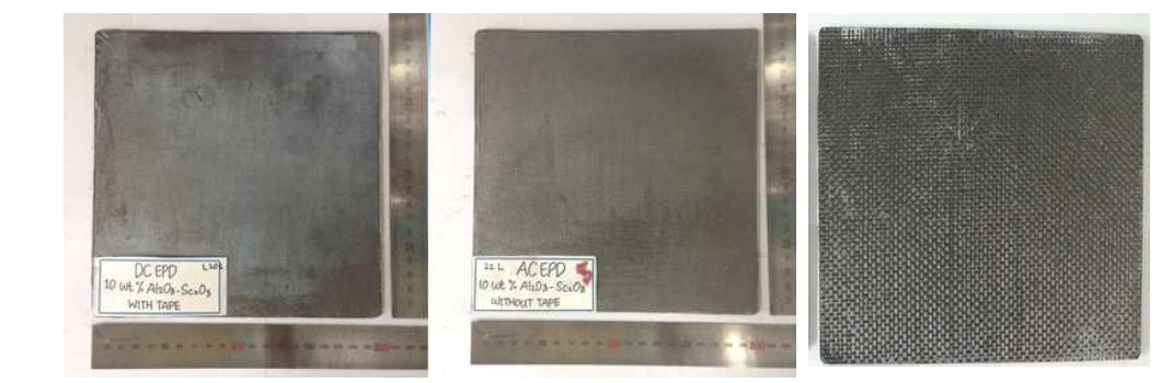 대형 열간가압소결로를 이용하여 제작한 200×200 mm2 크기의 평판형 SiCf/SiC 복합체 사진
