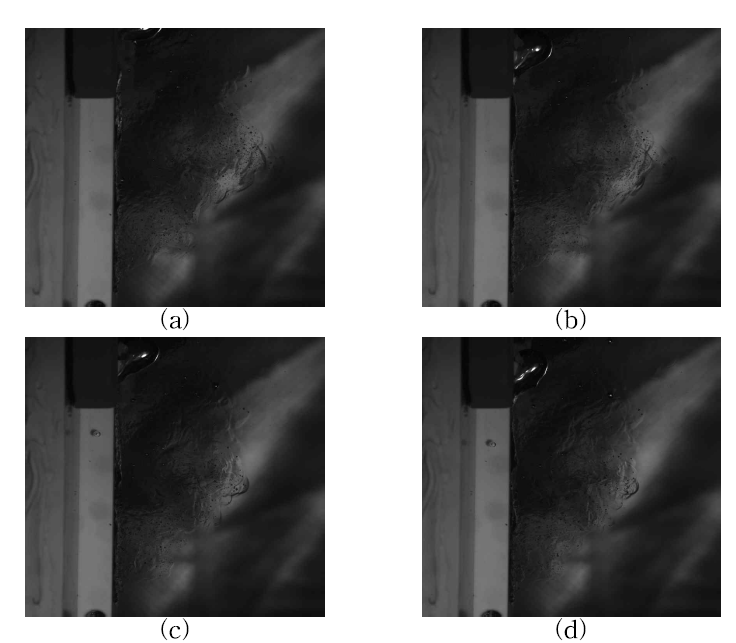 Vapor behavior on a vertical surface (90°).