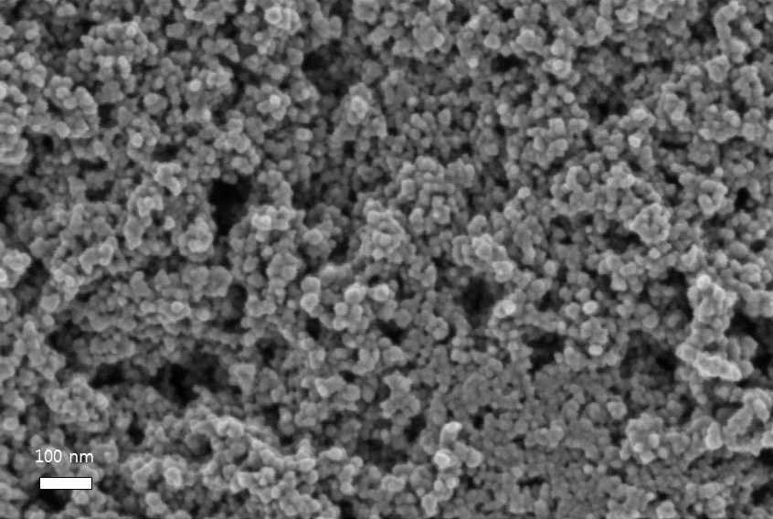 FE-SEM images of FeCl3 0.1 g /DI water 10 ml /NaOH 1N, 1.2 ml/EB 500 kGy