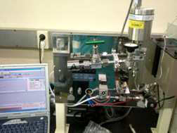 Connection of a sampling bottle to the inlet of a gas chromatography