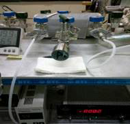 Connection of a sampling bottle to the inlet of a QMS system