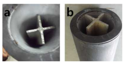 Position of Pt anode (a) before and (b) after the modification.