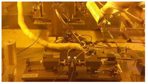 Nonlinear ultrasonic measurement in hot cell.