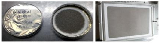 초미세먼지가 포집된 47 mm 쿼츠 필터(좌), 고용량 에어샘플러 용 tissue quartz filter(우)