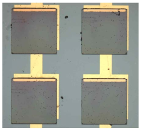 전사된 수직형 박막 이중접합 태양전지 광학현미경 사진