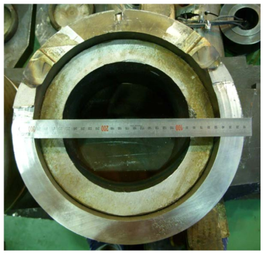 Crack extension of compact pipe specimen by fracture toughness test