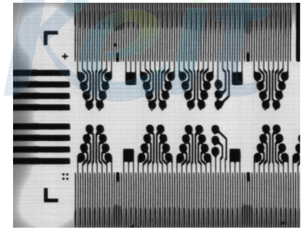 스템코사로부터 제공된 양면 Pattern에 대해 2um영상획득한 그림(투과 영상)