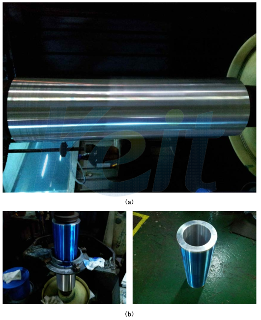 (a) 원통형 니켈전주금형 마스터 제작용 Base Roll (b) Ring coating 공정으로 제작된 PR 공정완료품