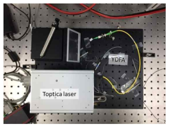 Toptica 레이저와 증폭기의 실제 사진