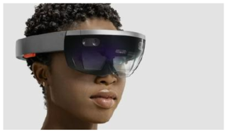 Microsoft 사의 HoloLens