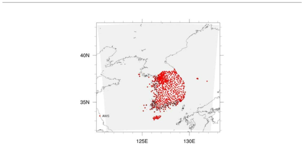 구축한 시스템의 모델 영역 (회색 영역) 및 검증에 사용한 AWS 관측소의 위치 (붉은 점).