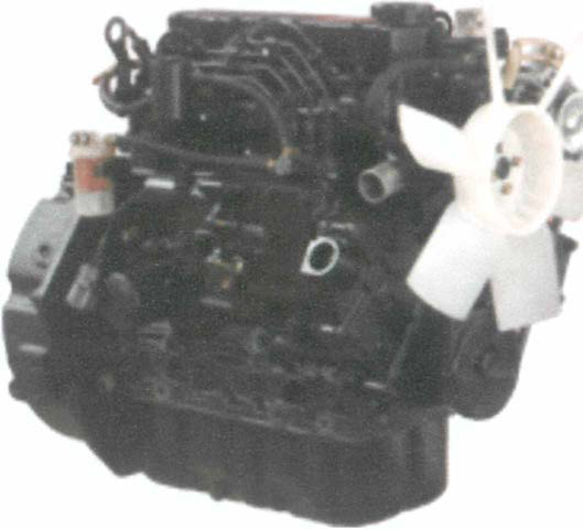 미쯔비시 4-기통 디젤엔진. 엔진타입은 MVS4L2-V363JC