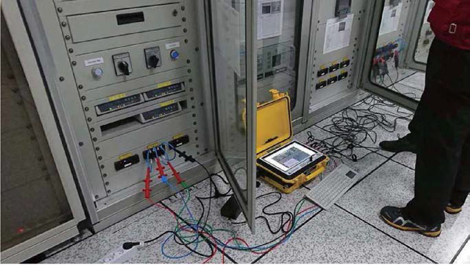 전력품질 측정기를 이용한 전압 및 전류 데이터 수집