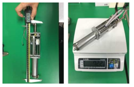 버니어캘리퍼스를 이용한 장치의 길이 측정(좌), 전자저울을 이용한 무게 측정(우)