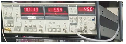 사용된 Lock-in-Amplifier (SR830, SRS사)