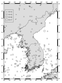 The epicentral distribution of instrumental earthquake catalogue(KIGAM, 2012) for the period from 1905 to 2011