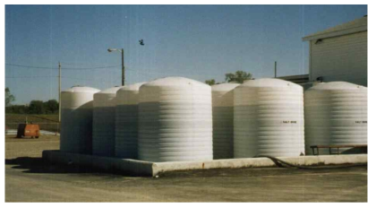 Idaho DOT 염수저장탱크(좌) 및 염수살포차량