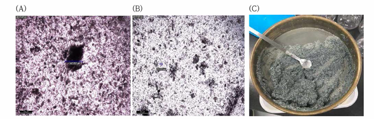 여과망(pore size: 70 ㎛)을 이용한 전두유의 여과 전(A)과 후(B)의 광학현미경 관찰 사진 및 (C) 여과물(비지) 사진