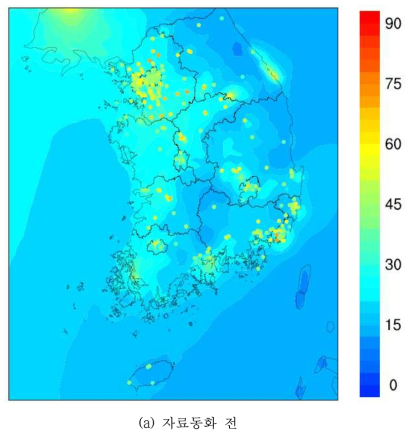2013년 PM10 자료동화 전후 연평균 공간분포. Circle : TMS 측정망 위치 및 농도