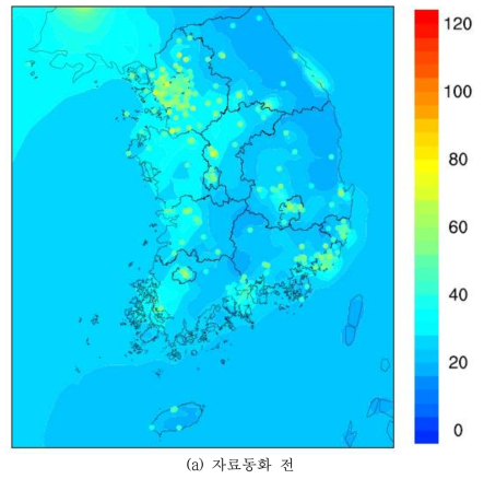 2014년 PM10 자료동화 전후 연평균 공간분포. Circle : TMS 측정망 위치 및 농도