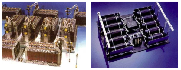 정지궤도복합위성 배터리 사용 사례; 왼쪽(니켈-카드뮴(NiCd)), 오른쪽(니켈-메탈 하이브리드(NiMH))